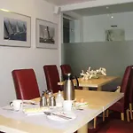 加尼瓦尔德塞格勒酒店 3*